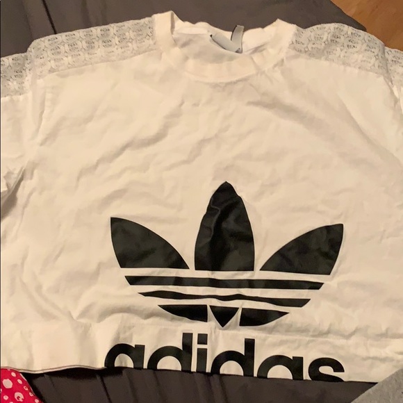 Adidas crop top - Picture 1 of 2